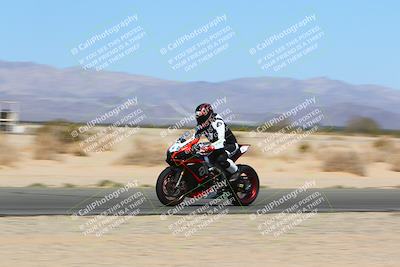 media/Apr-15-2022-Apex Assassins (Fri) [[9fb2e50610]]/Trackday Level 1/Session 2/Speed Shots/